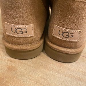 Classic Tall Ugg Boots - Chestnut - Size 9